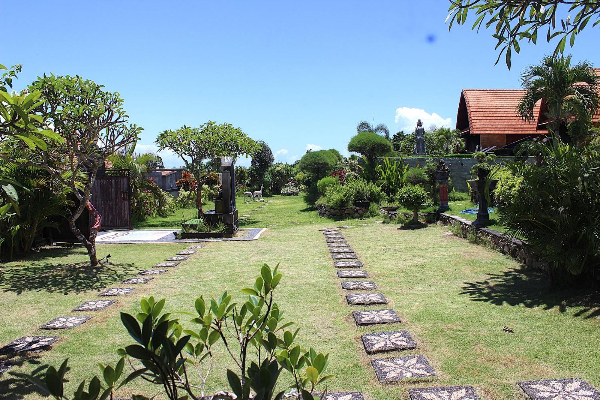 Reynten Hill Batununggul Exterior foto