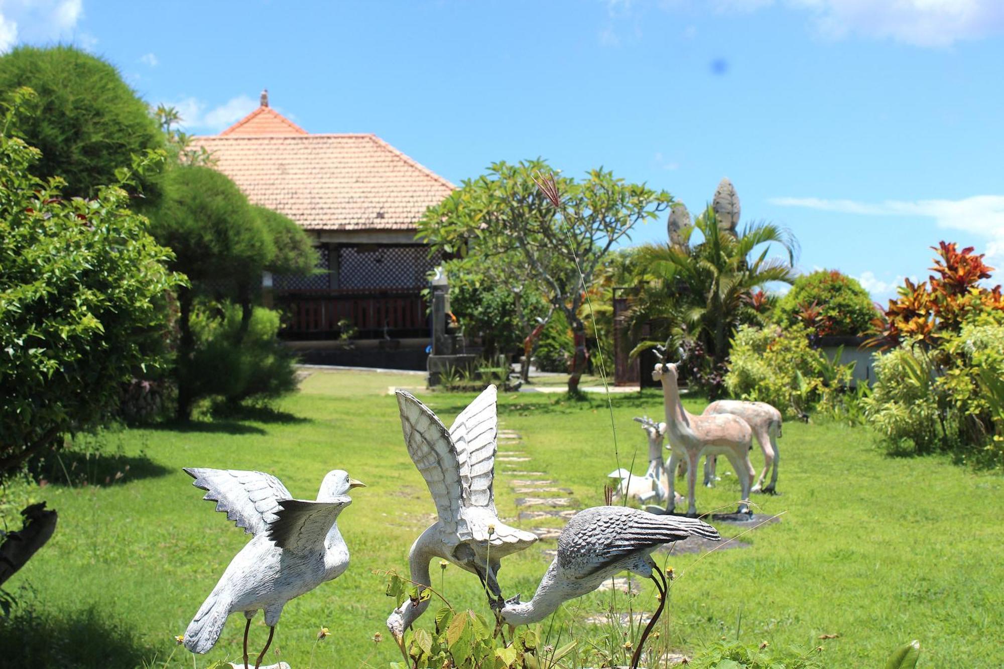 Reynten Hill Batununggul Exterior foto