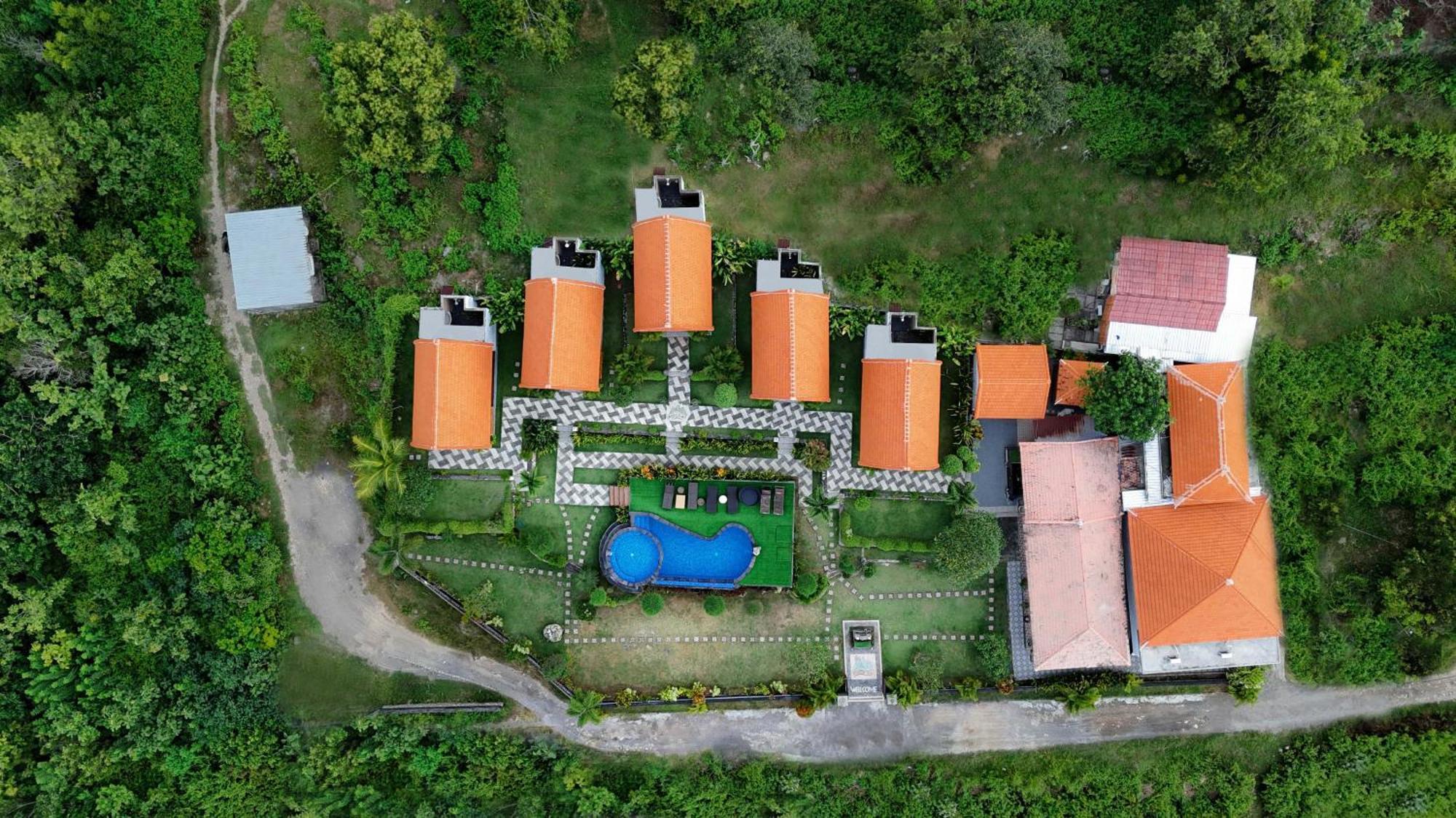 Reynten Hill Batununggul Exterior foto